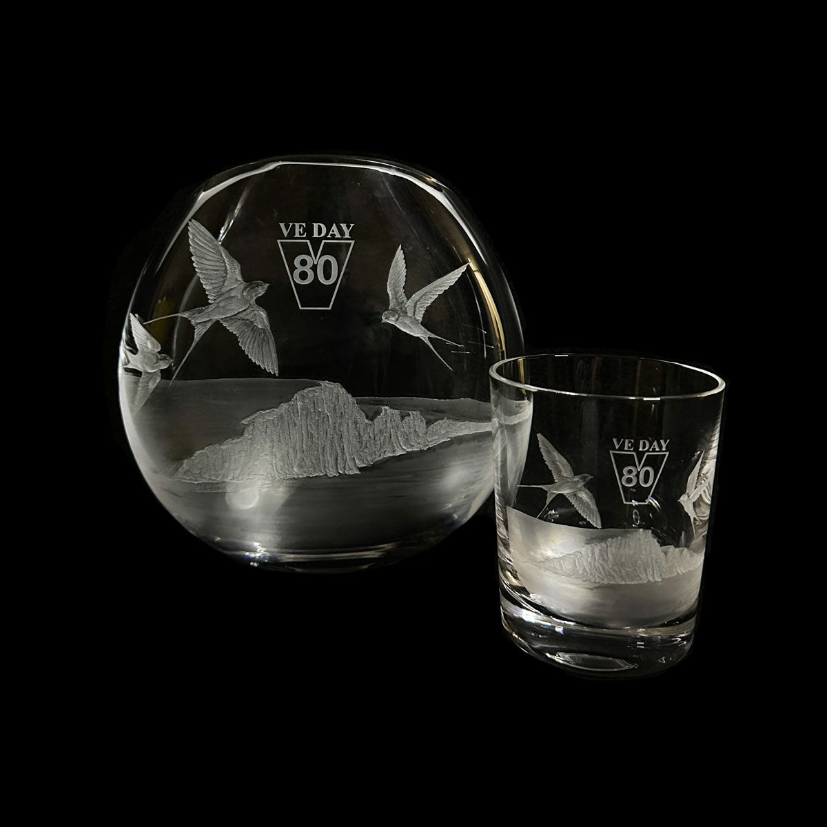 Dartington VE Day 80th White Cliffs Of Dover Tumbler - Hand Etched